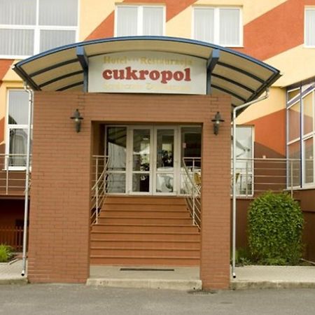 Hotel Restauracja Cukropol Гостинь Екстер'єр фото